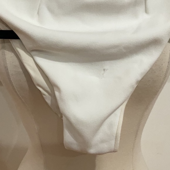 Haight. Crepe High Leg Hotpant Bikini Bottom, Size: M - Picture 5 of 7